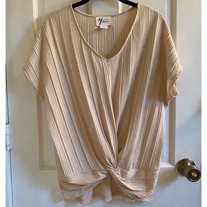 Andrea Jovine Twist Knot Front Ribbed V-Neck Top